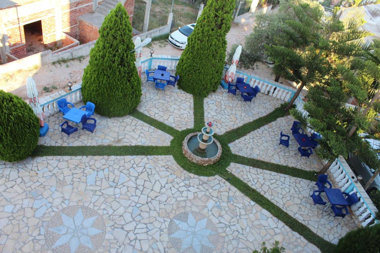 Esmeralda Hotel & Restaurant 사밀 외부 사진