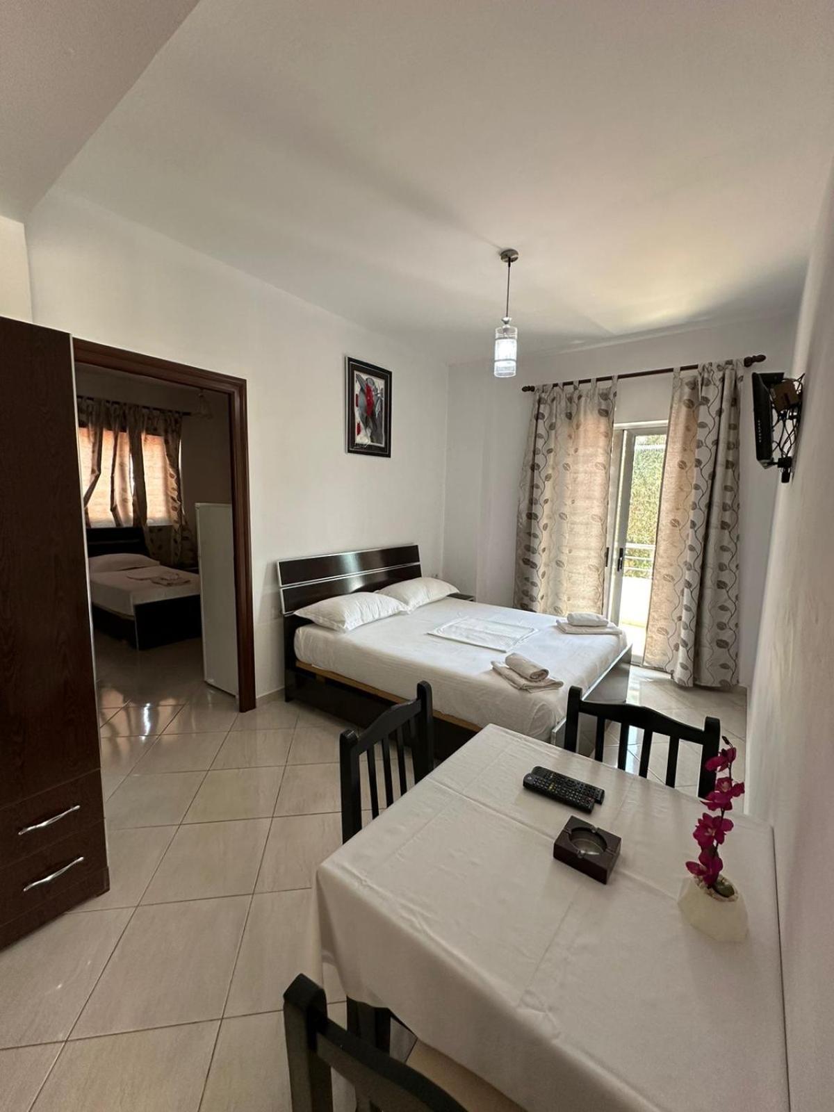 Esmeralda Hotel & Restaurant 사밀 외부 사진