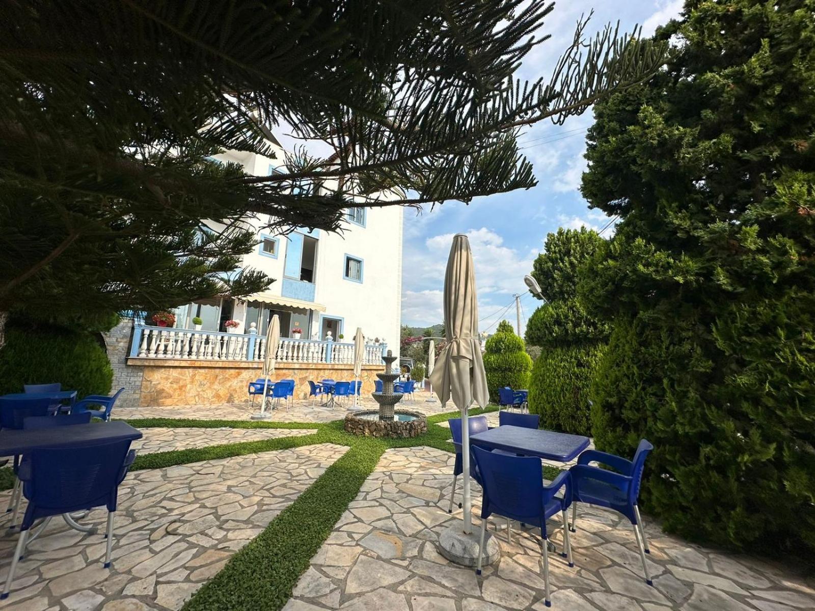 Esmeralda Hotel & Restaurant 사밀 외부 사진